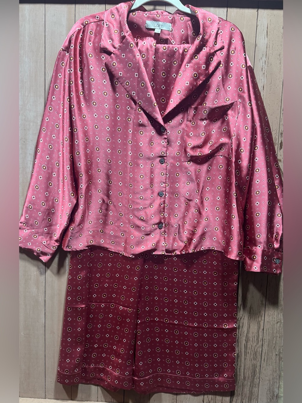 NWOT LOFT Rose Pink Satin Printed Pajama Set with Notch Collar (xl)